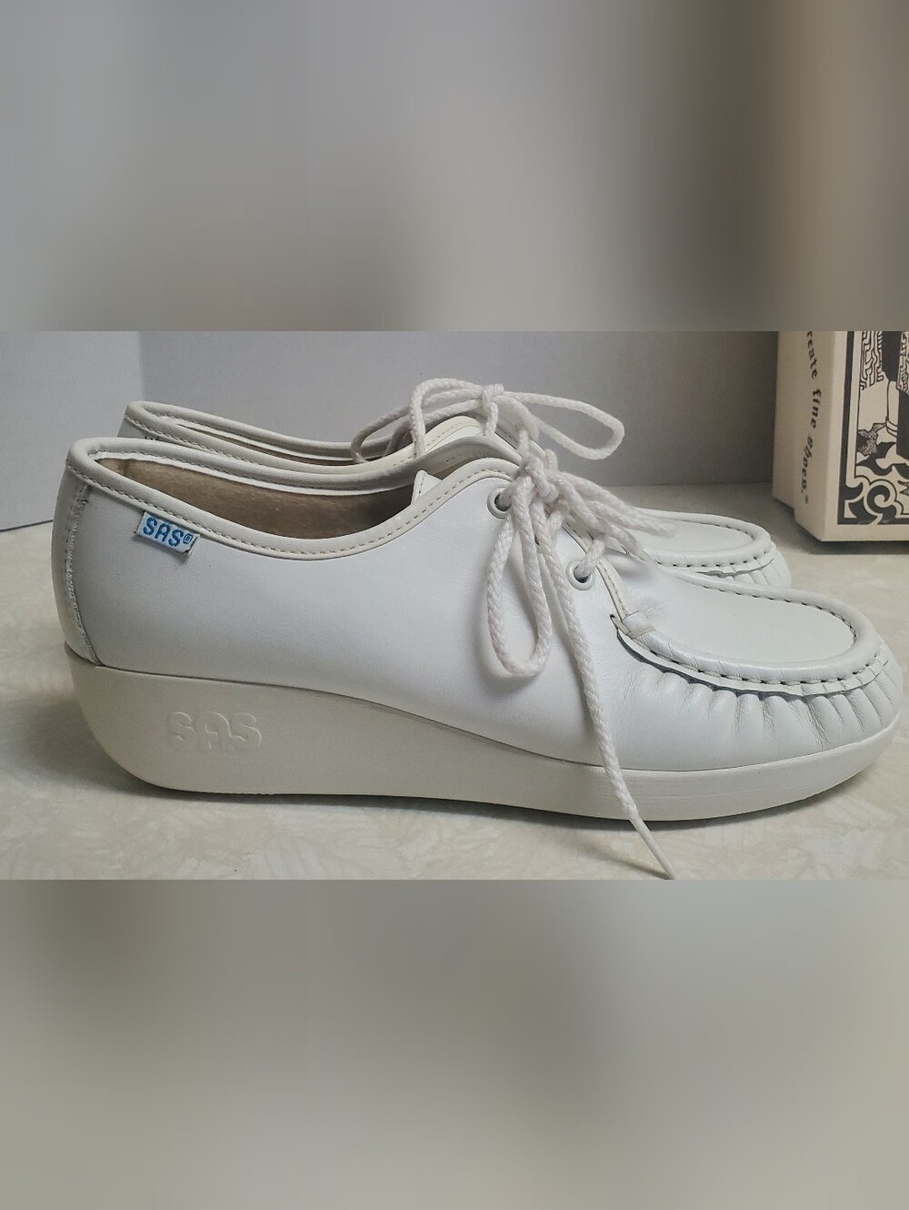 SAS White Leather Bounce Walking Shoe